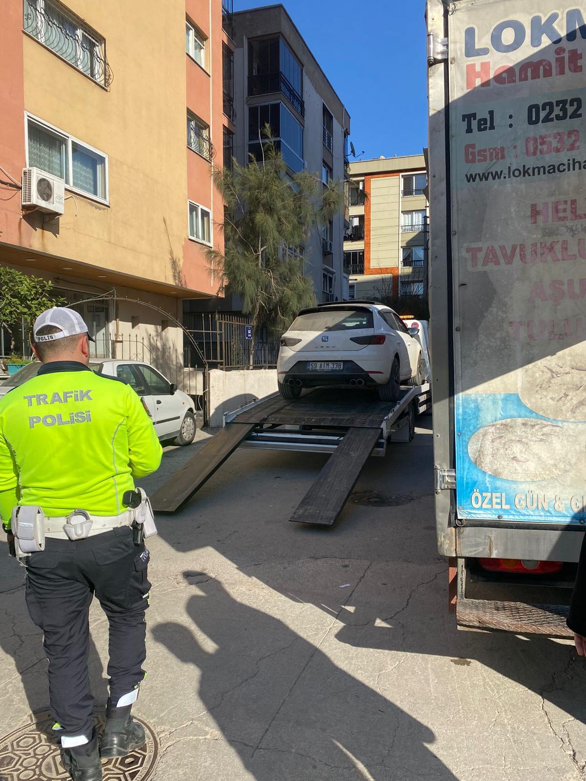 İzmir Oto Çekici Kurtarma